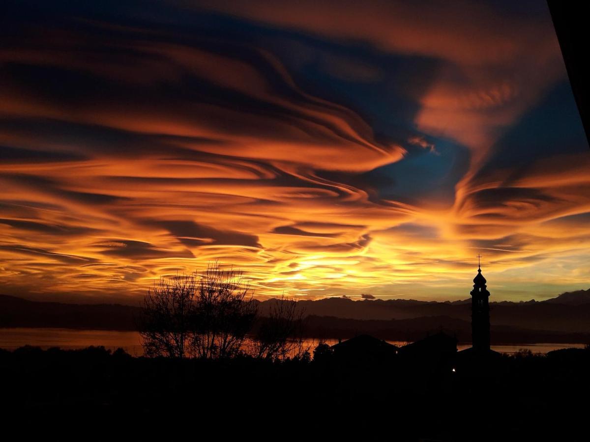 Tramonto Al Lago Gavirate Εξωτερικό φωτογραφία
